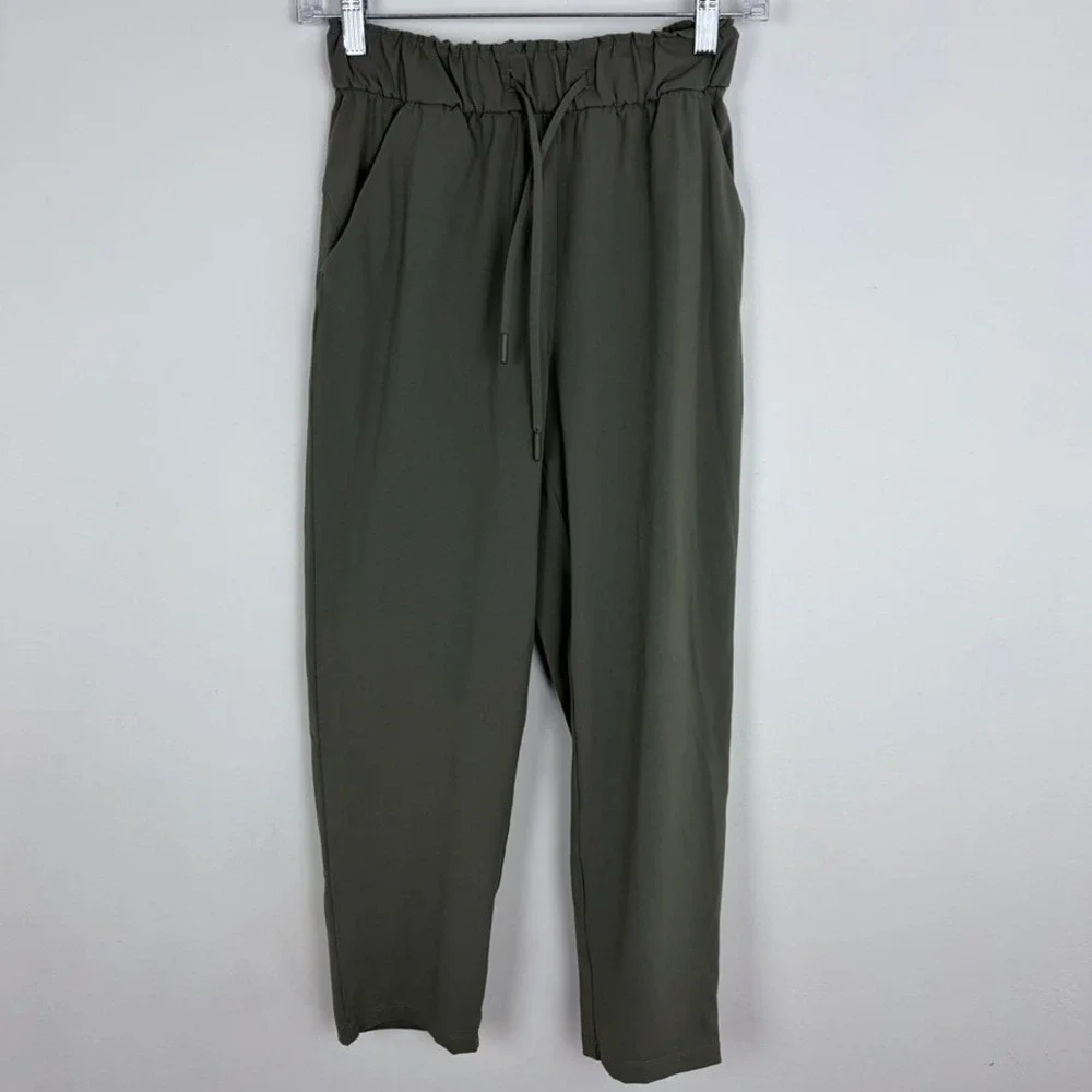 Lululemon Keep Moving Crop 23 Grey Sage Luxtreme High Rise Athleisure Size 2